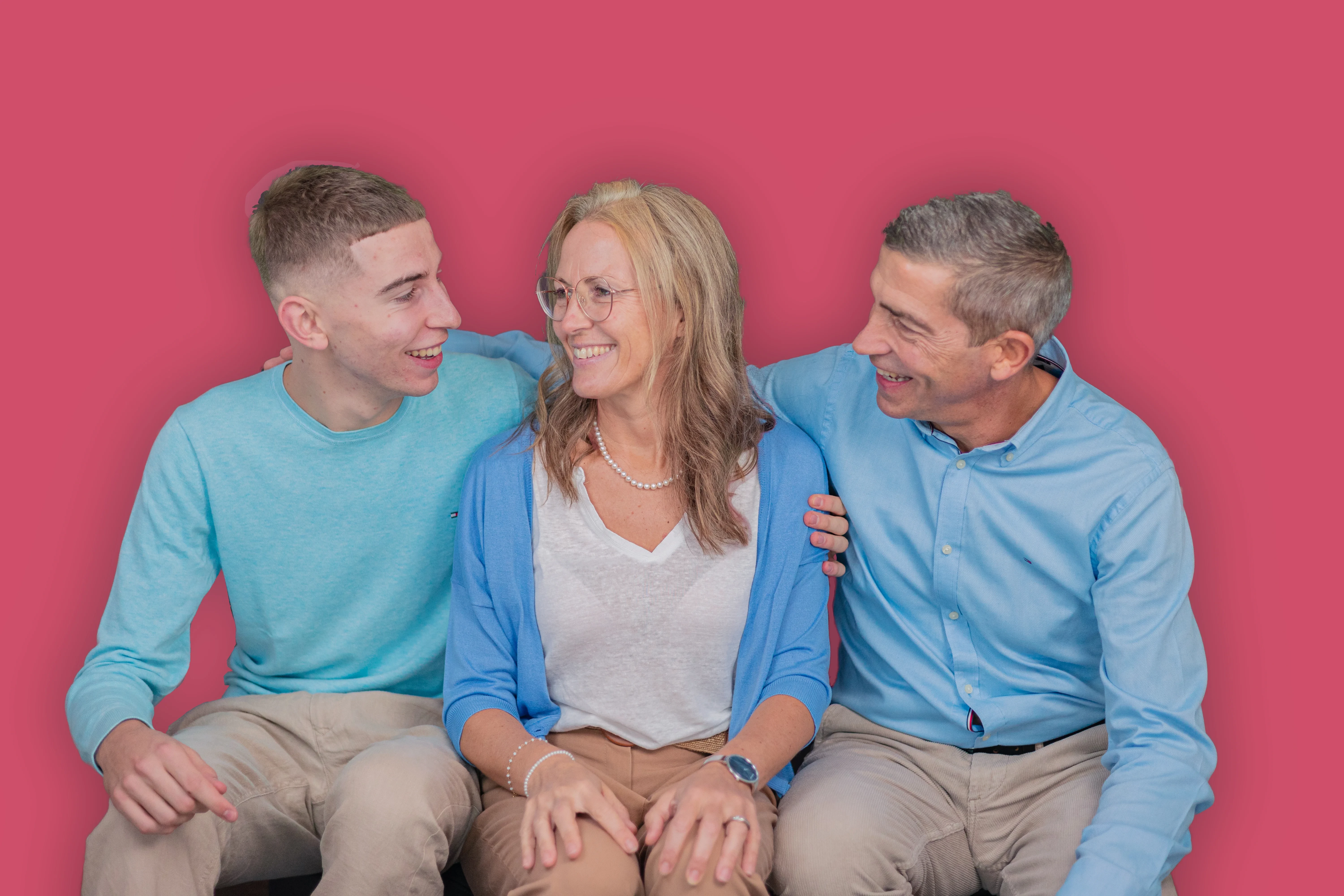 photo-thierry-noah-christelle photo-thierry-noah-christelle